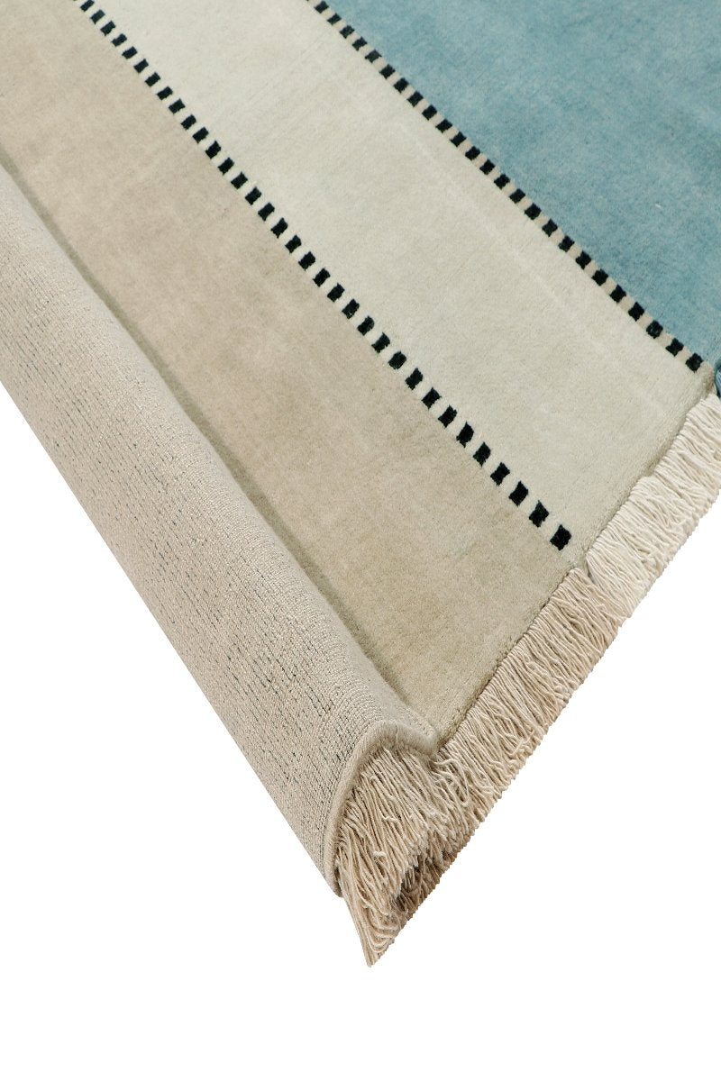 Carpe Natura Handloom New Zealand Wool Area Rug