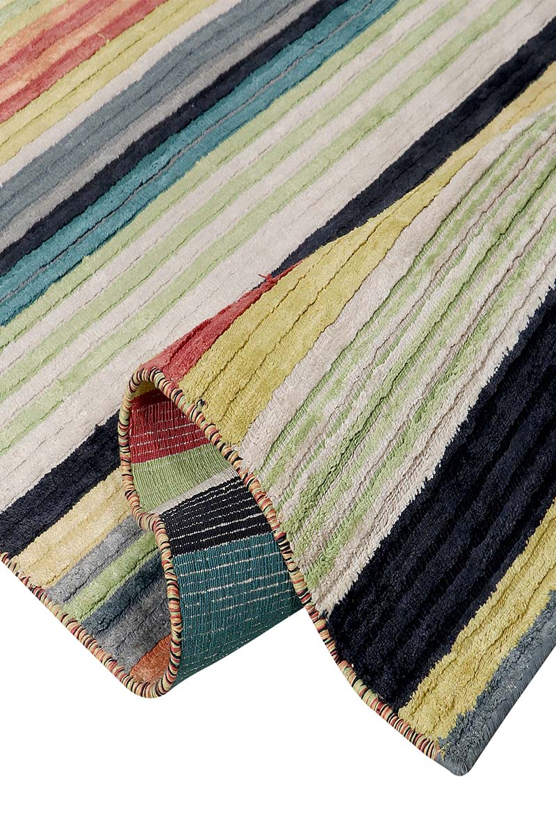 Carpe Natura Handloom Wool and Viscose Area Rug